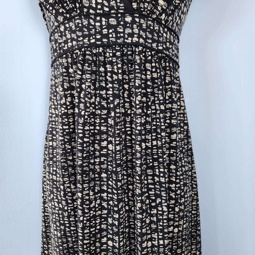 Motherhood Tie Back Dress - Picture 3 of 5